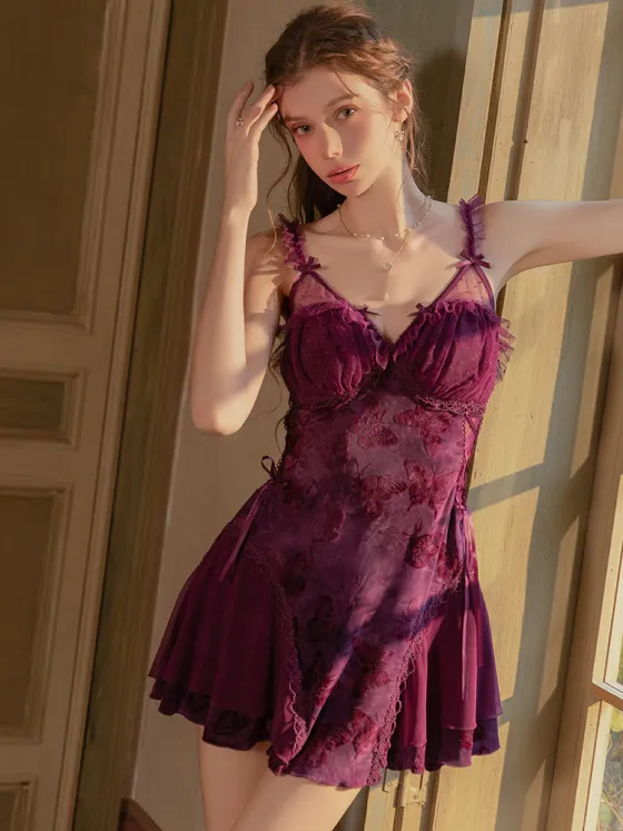 Sexy sleepwear women 2026 spring summer new padded cups French pure cute small chest high-end velvet suspender nightgown