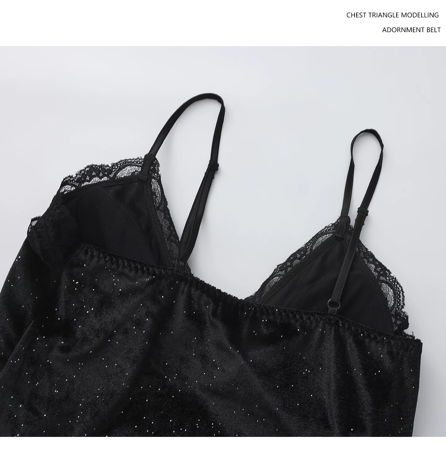 Lace strap and cup detail